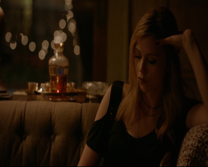 vampirediariesworld-dot-nl_TheOriginals5x02WrongTurnOnBourbon02423.jpg