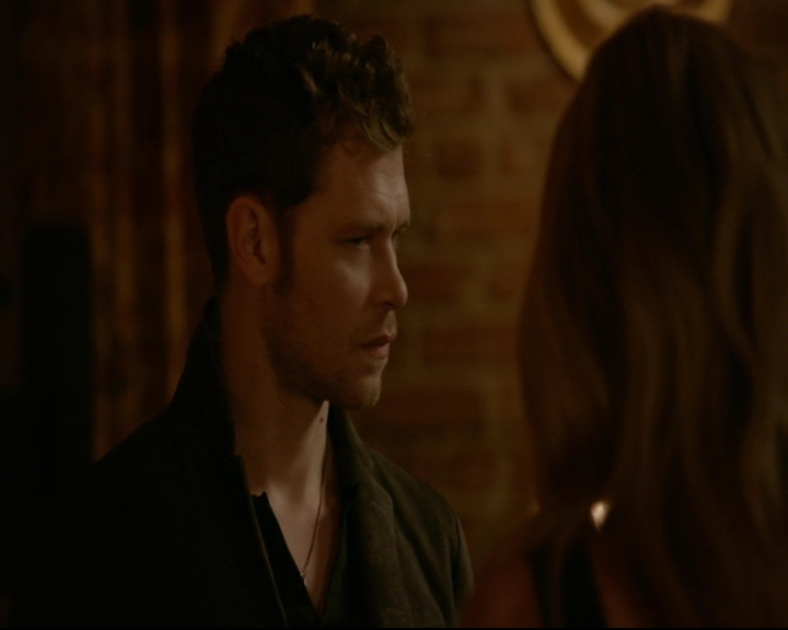 vampirediariesworld-dot-nl_TheOriginals5x02WrongTurnOnBourbon02496.jpg