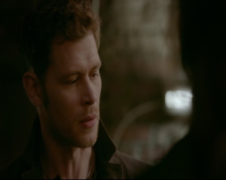 vampirediariesworld-dot-nl_TheOriginals5x02WrongTurnOnBourbon03083.jpg
