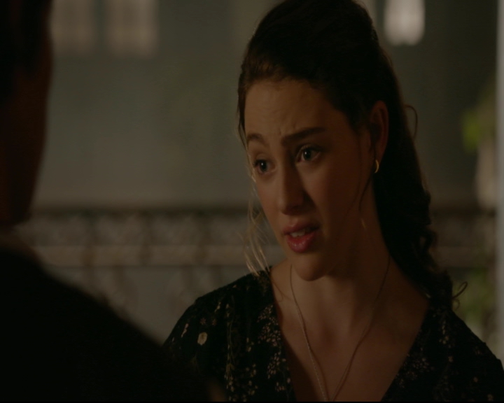 vampirediariesworld-dot-nl_TheOriginals5x02WrongTurnOnBourbon03434.jpg