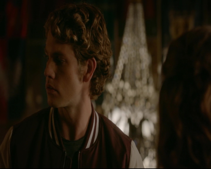 vampirediariesworld-dot-nl_TheOriginals5x02WrongTurnOnBourbon03467.jpg