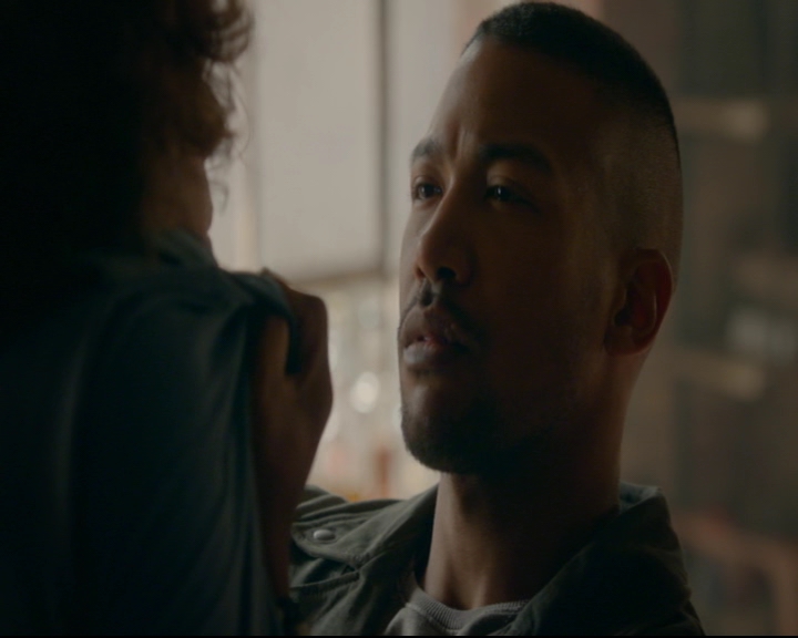 vampirediariesworld-dot-nl_TheOriginals5x02WrongTurnOnBourbon03505.jpg