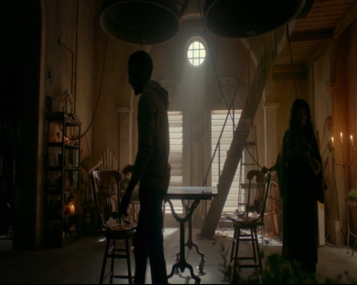vampirediariesworld-dot-nl_TheOriginals5x02WrongTurnOnBourbon03593.jpg