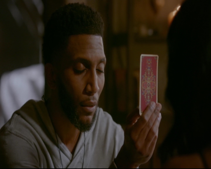 vampirediariesworld-dot-nl_TheOriginals5x02WrongTurnOnBourbon03668.jpg