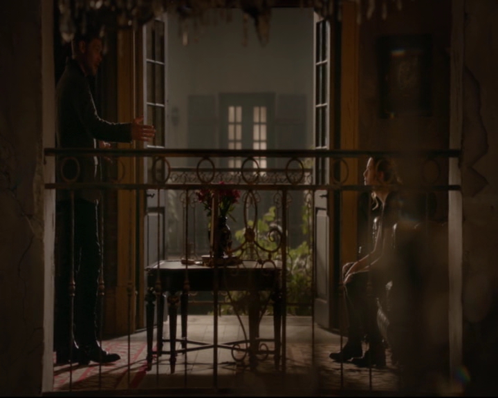 vampirediariesworld-dot-nl_TheOriginals5x02WrongTurnOnBourbon03673.jpg