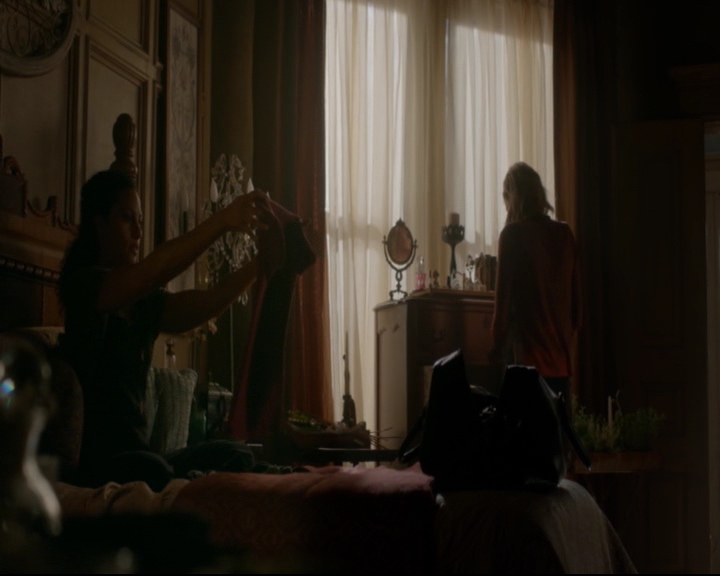 vampirediariesworld-dot-nl_TheOriginals5x02WrongTurnOnBourbon03724.jpg