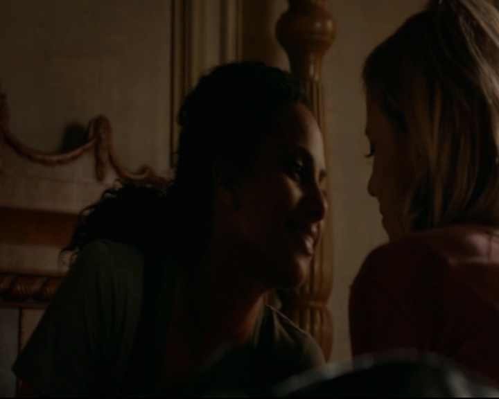 vampirediariesworld-dot-nl_TheOriginals5x02WrongTurnOnBourbon03762.jpg