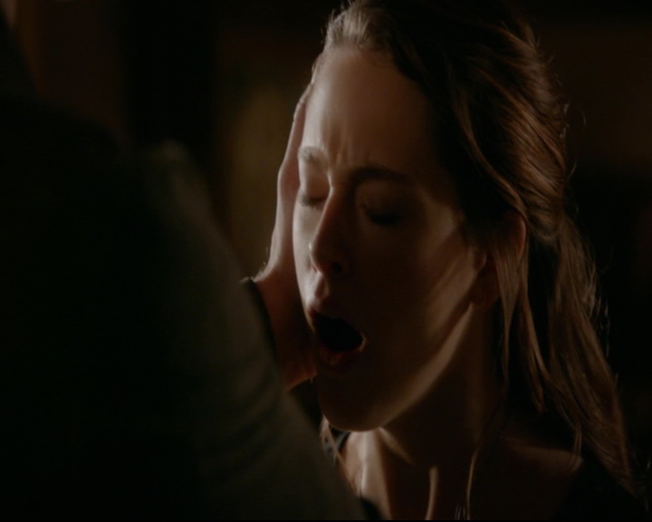vampirediariesworld-dot-nl_TheOriginals5x02WrongTurnOnBourbon03804.jpg