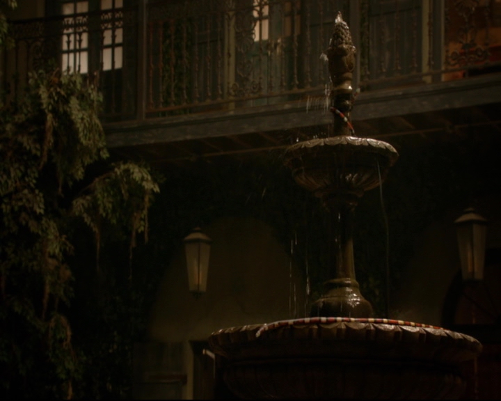 vampirediariesworld-dot-nl_TheOriginals5x02WrongTurnOnBourbon03927.jpg