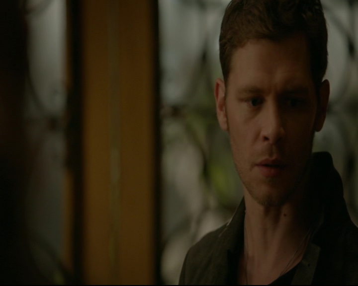 vampirediariesworld-dot-nl_TheOriginals5x02WrongTurnOnBourbon04077.jpg