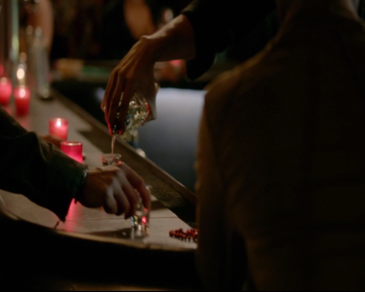vampirediariesworld-dot-nl_TheOriginals5x02WrongTurnOnBourbon04556.jpg