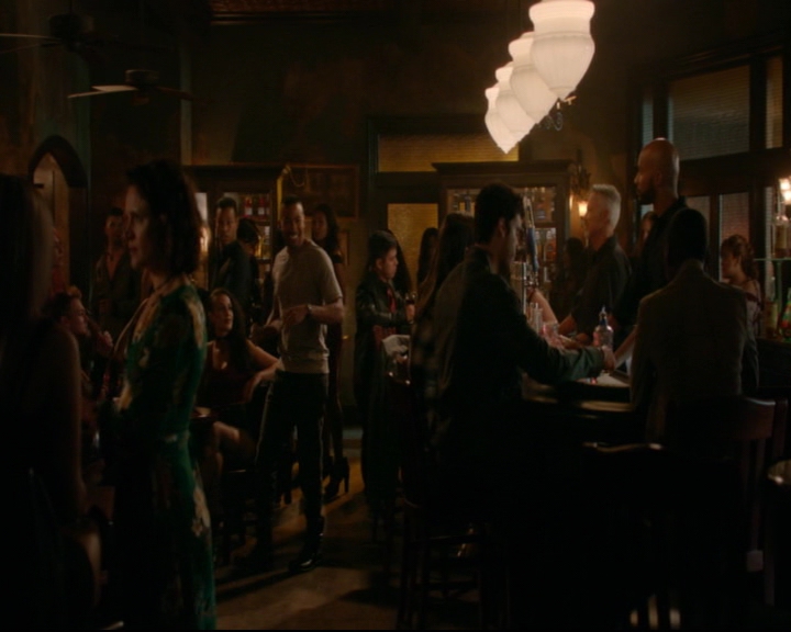 vampirediariesworld-dot-nl_TheOriginals5x02WrongTurnOnBourbon04568.jpg