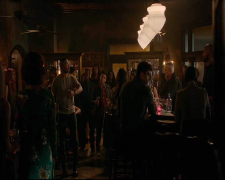 vampirediariesworld-dot-nl_TheOriginals5x02WrongTurnOnBourbon04594.jpg