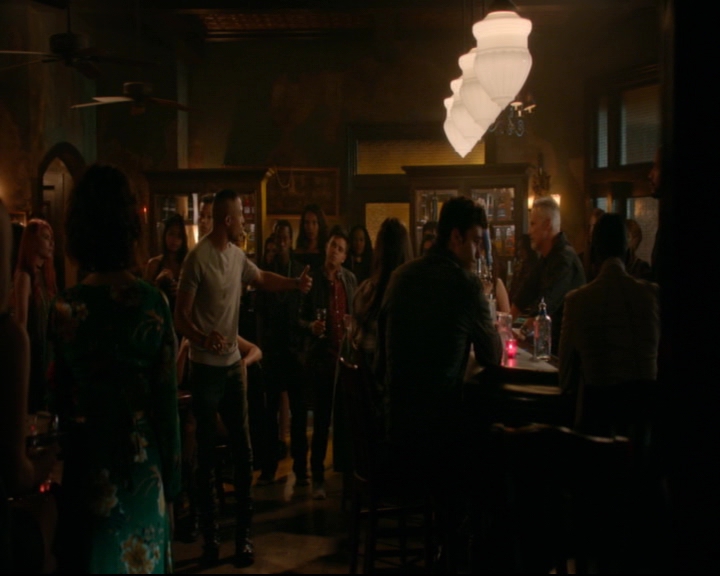 vampirediariesworld-dot-nl_TheOriginals5x02WrongTurnOnBourbon04595.jpg