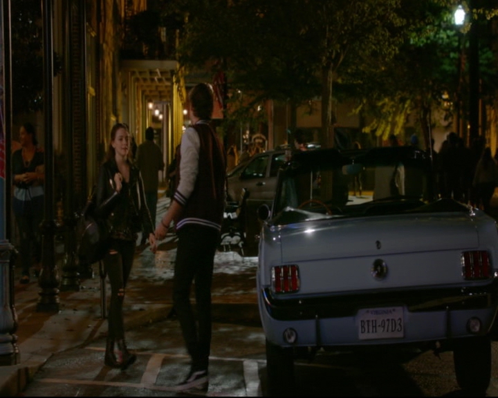 vampirediariesworld-dot-nl_TheOriginals5x02WrongTurnOnBourbon04621.jpg