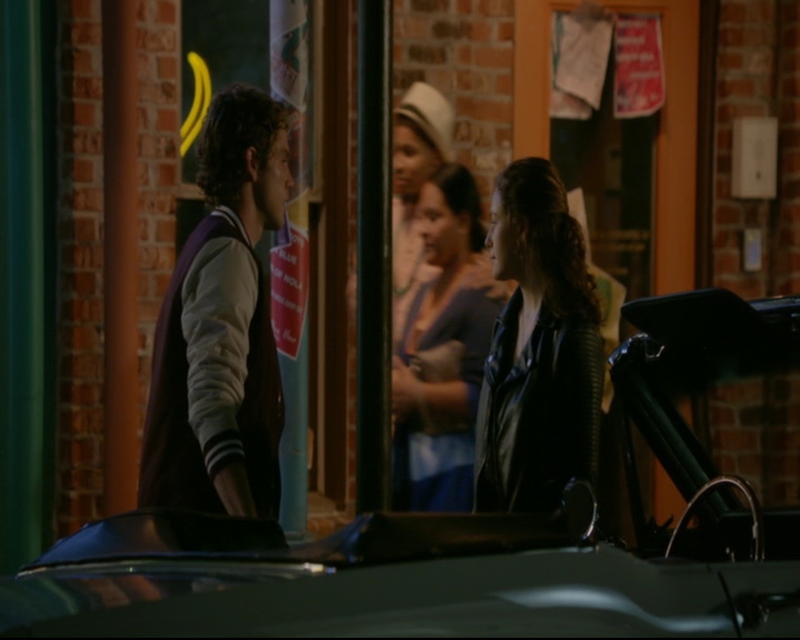 vampirediariesworld-dot-nl_TheOriginals5x02WrongTurnOnBourbon04625.jpg