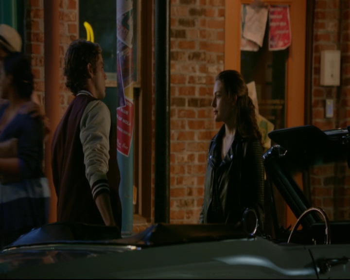 vampirediariesworld-dot-nl_TheOriginals5x02WrongTurnOnBourbon04626.jpg