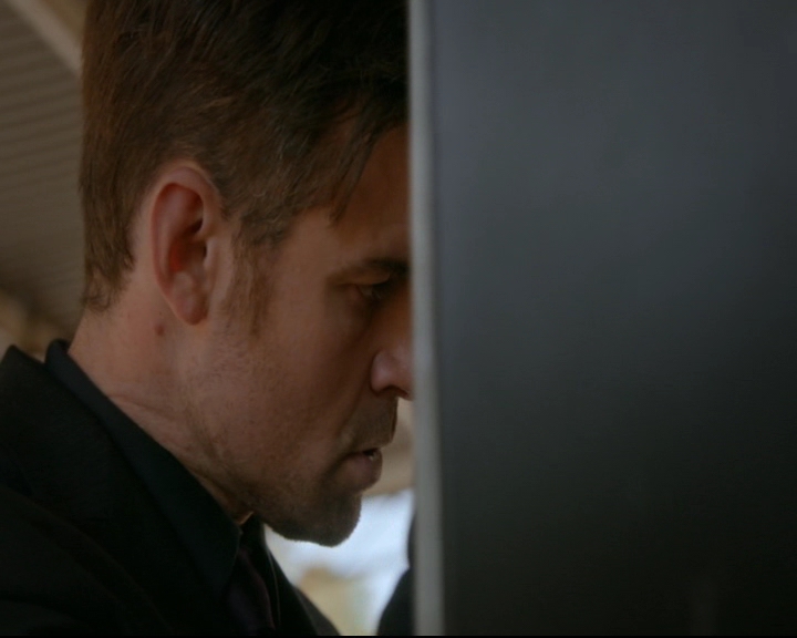 vampirediariesworld-dot-nl_TheOriginals5x03NeMeQuittePas05086.jpg