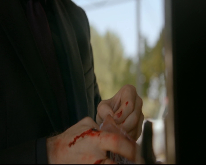 vampirediariesworld-dot-nl_TheOriginals5x03NeMeQuittePas05095.jpg vampirediariesworld-dot-nl_TheOriginals5x03NeMeQuittePas05095.jpg