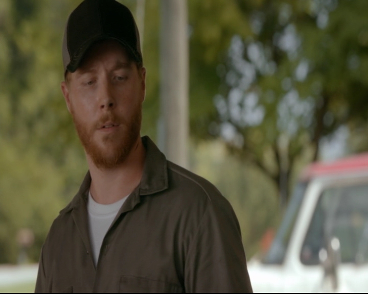 vampirediariesworld-dot-nl_TheOriginals5x03NeMeQuittePas05122.jpg