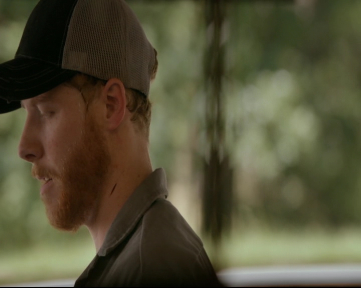 vampirediariesworld-dot-nl_TheOriginals5x03NeMeQuittePas05128.jpg