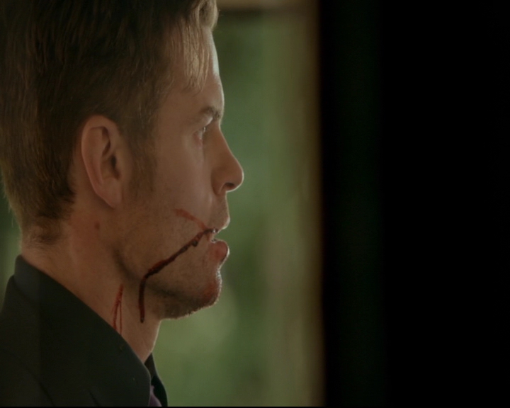 vampirediariesworld-dot-nl_TheOriginals5x03NeMeQuittePas05151.jpg