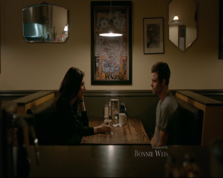 vampirediariesworld-dot-nl_TheOriginals5x03NeMeQuittePas05332.jpg