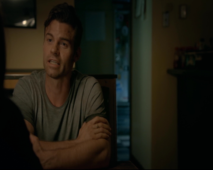 vampirediariesworld-dot-nl_TheOriginals5x03NeMeQuittePas05492.jpg