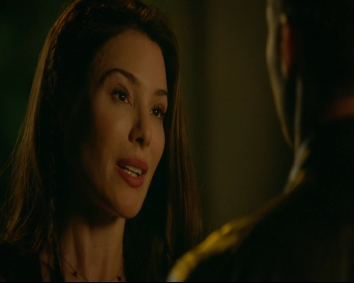 vampirediariesworld-dot-nl_TheOriginals5x03NeMeQuittePas05793.jpg