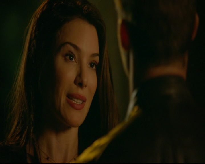 vampirediariesworld-dot-nl_TheOriginals5x03NeMeQuittePas05794.jpg