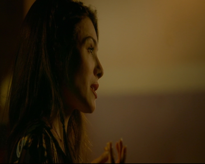 vampirediariesworld-dot-nl_TheOriginals5x03NeMeQuittePas05806.jpg