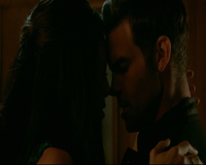 vampirediariesworld-dot-nl_TheOriginals5x03NeMeQuittePas06499.jpg