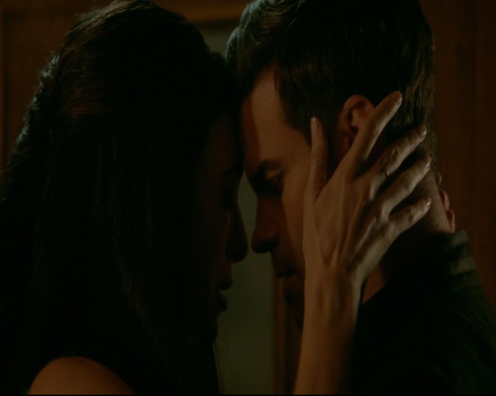 vampirediariesworld-dot-nl_TheOriginals5x03NeMeQuittePas06500.jpg