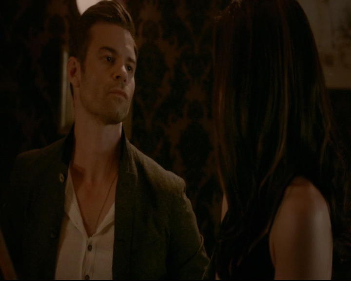 vampirediariesworld-dot-nl_TheOriginals5x03NeMeQuittePas06552.jpg