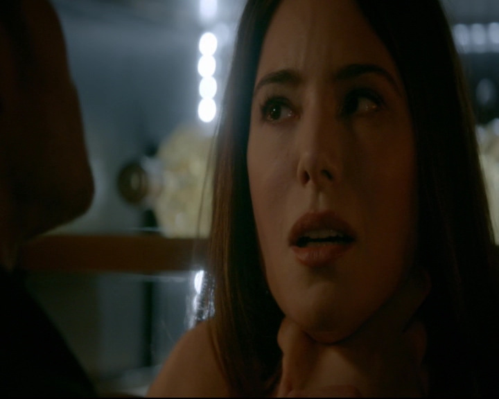 vampirediariesworld-dot-nl_TheOriginals5x03NeMeQuittePas06611.jpg