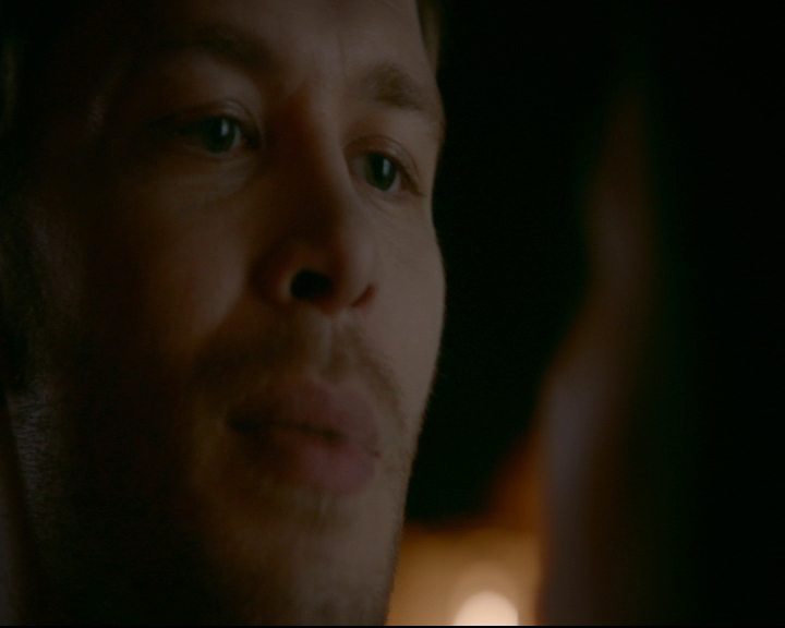 vampirediariesworld-dot-nl_TheOriginals5x03NeMeQuittePas06623.jpg