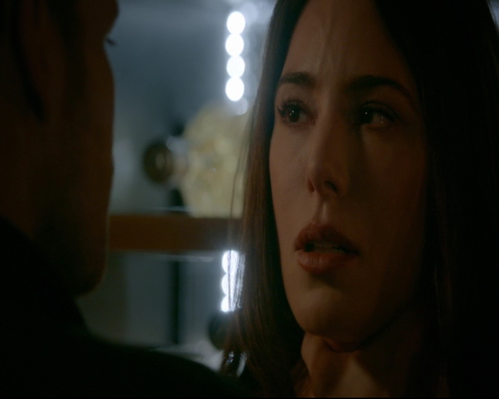 vampirediariesworld-dot-nl_TheOriginals5x03NeMeQuittePas06633.jpg
