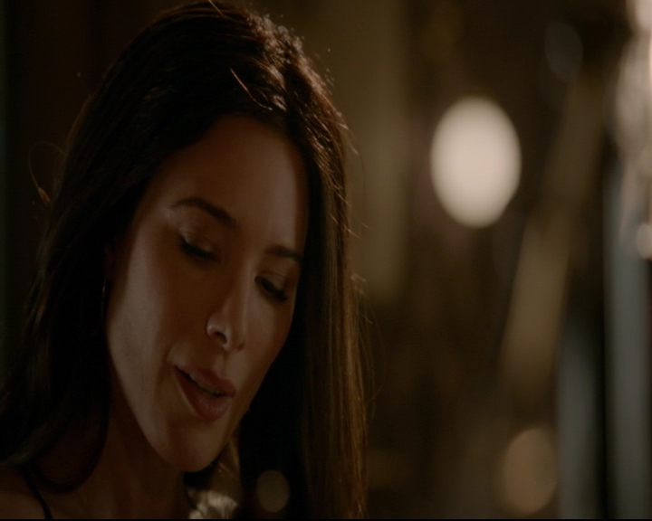 vampirediariesworld-dot-nl_TheOriginals5x03NeMeQuittePas06693.jpg