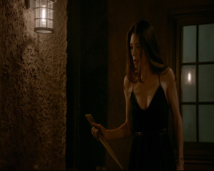 vampirediariesworld-dot-nl_TheOriginals5x03NeMeQuittePas06876.jpg