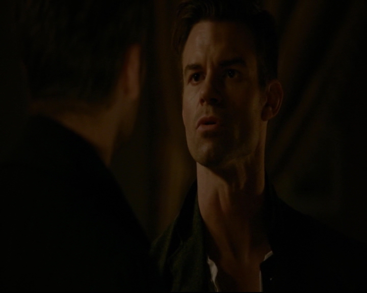 vampirediariesworld-dot-nl_TheOriginals5x03NeMeQuittePas06891.jpg