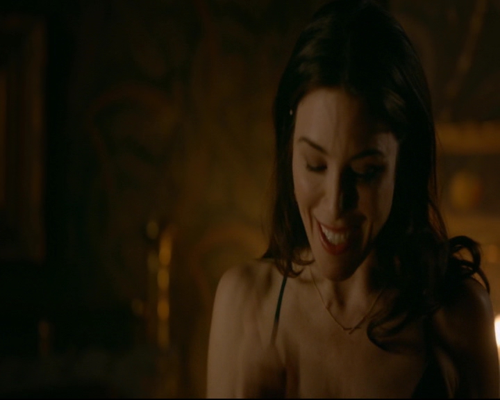 vampirediariesworld-dot-nl_TheOriginals5x03NeMeQuittePas07348.jpg