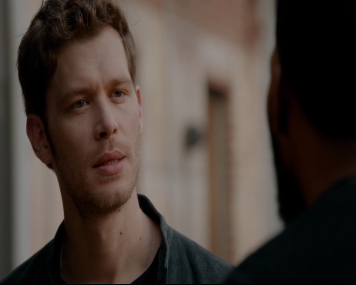 vampirediariesworld-dot-nl_TheOriginals5x04BetweenTheDevilAndTheDeepBlueSea00084.jpg