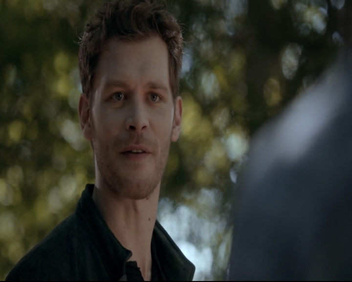 vampirediariesworld-dot-nl_TheOriginals5x04BetweenTheDevilAndTheDeepBlueSea00124.jpg