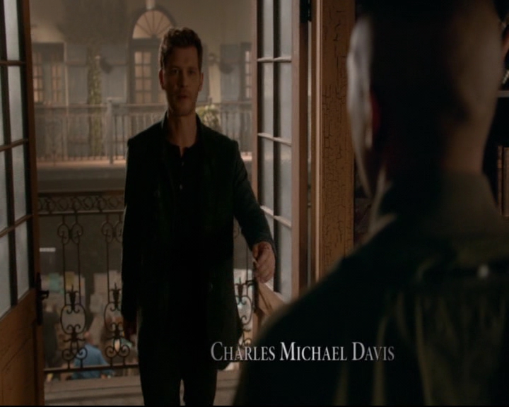 vampirediariesworld-dot-nl_TheOriginals5x04BetweenTheDevilAndTheDeepBlueSea00187.jpg