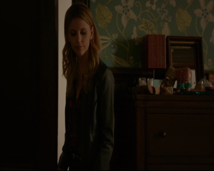 vampirediariesworld-dot-nl_TheOriginals5x04BetweenTheDevilAndTheDeepBlueSea00359.jpg