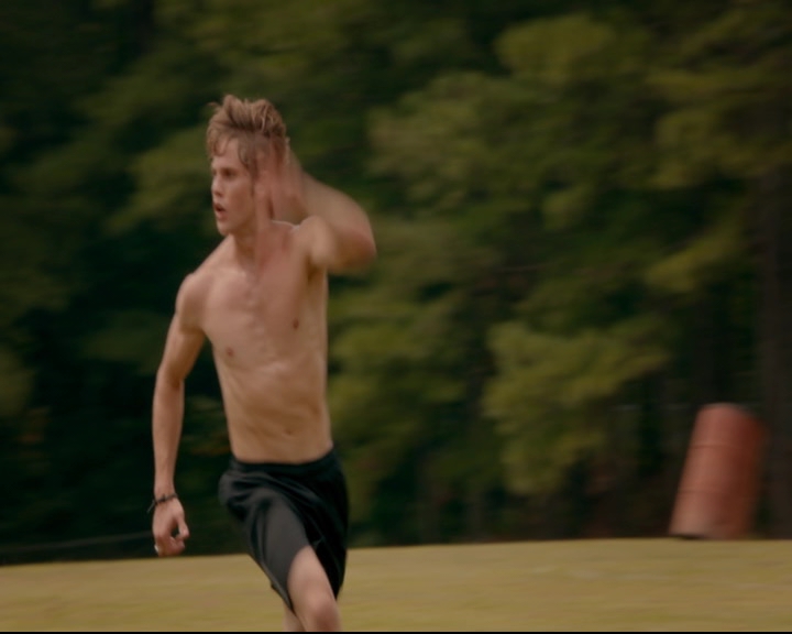 vampirediariesworld-dot-nl_TheOriginals5x04BetweenTheDevilAndTheDeepBlueSea00506.jpg