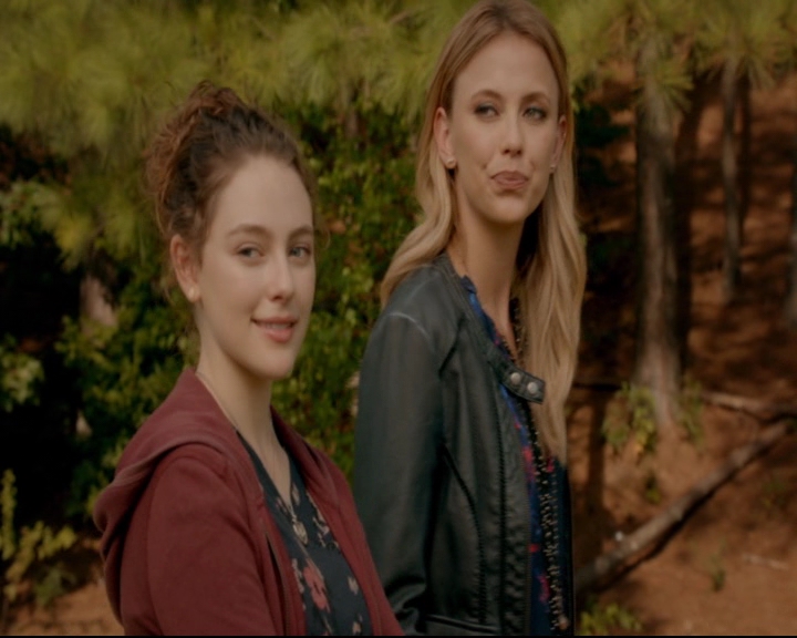 vampirediariesworld-dot-nl_TheOriginals5x04BetweenTheDevilAndTheDeepBlueSea00514.jpg