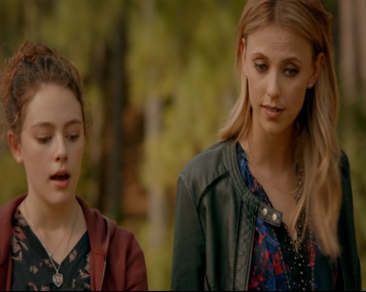 vampirediariesworld-dot-nl_TheOriginals5x04BetweenTheDevilAndTheDeepBlueSea00541.jpg