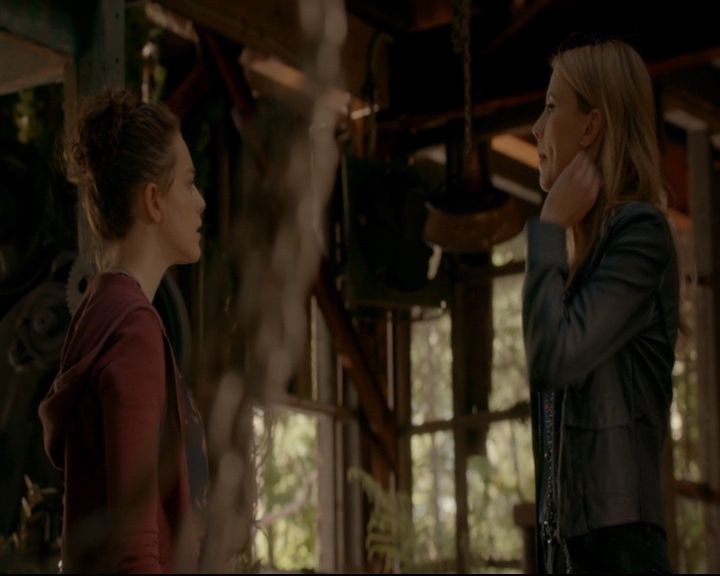 vampirediariesworld-dot-nl_TheOriginals5x04BetweenTheDevilAndTheDeepBlueSea01037.jpg
