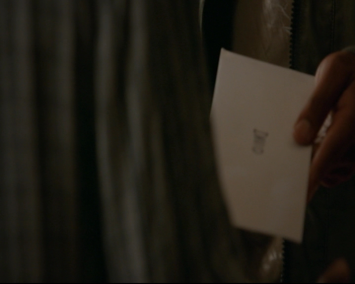 vampirediariesworld-dot-nl_TheOriginals5x04BetweenTheDevilAndTheDeepBlueSea01053.jpg